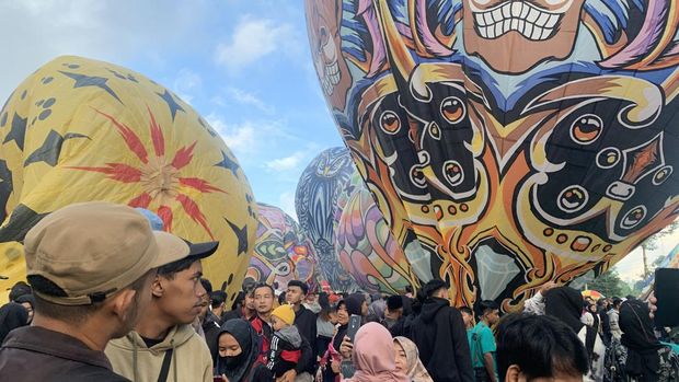 Tradisi Unik Festival Balon Udara Wonosobo 2024 Ramai Pengunjung