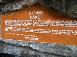 Melongok Gua di Kenya yang Penuh Virus Mematikan