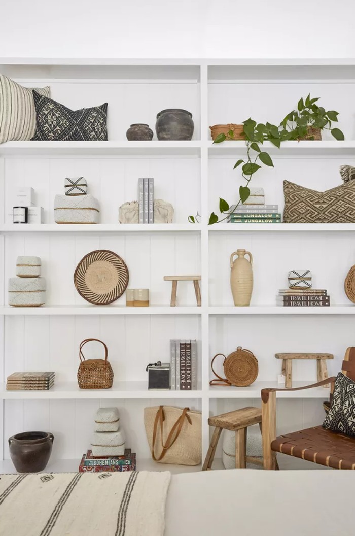 Hiasan Rak Minimalis