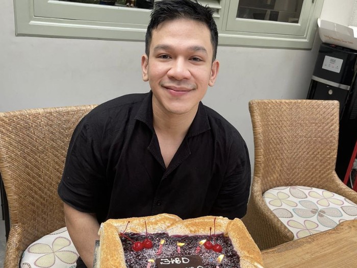 Jordi Onsu Rajin Jualan Makanan, Ini Potretnya yang Bikin Ngiler!