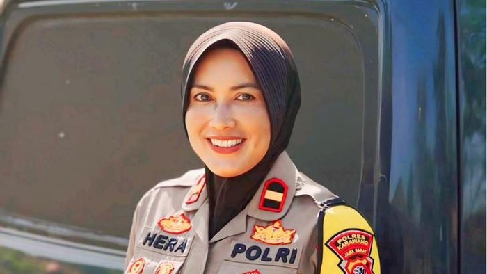 Kapolsek Lemahabang Ipda Herawati. Kapolsek Lemahabang Ipda Herawati.