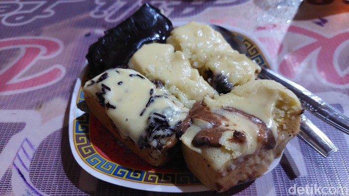 Kue Balok Kang Didin di Bandung.