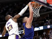 Playoff NBA: Nuggets Bungkam Lakers di Gim Pertama