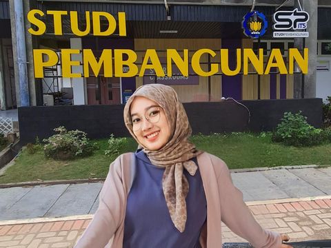 Mahasiswa ITS Nadya Andini