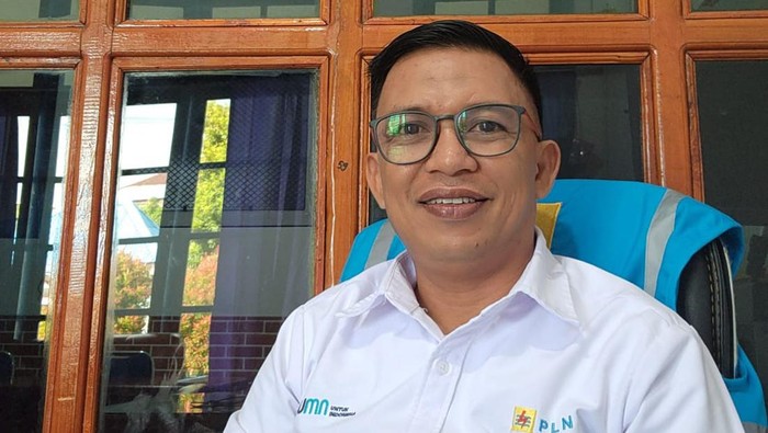 Manajer PLN Unit Layanan Pelanggan (ULP) Selayar, Asmar Arif.