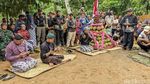 Potret Kemeriahan Kenduri Tumpeng Durian Raksasa di Trenggalek