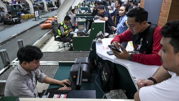 Penutupan Bandara Sam Ratulangi Diperpanjang