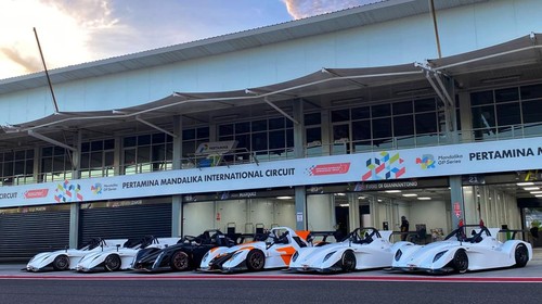 PT Mandalika Grand Prix Associaton bakal membuka sekolah balap setelah kedatangan enam mobil balap Radical di Sirkuit Mandalika, Lombok Tengah, NTB. (Foto: Humas MGPA)
