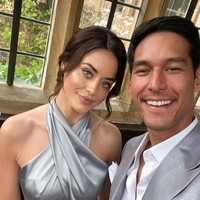 Bersama sang kekasih, Sophie Lily, unggahan Richard Kyle itu berhasil mencuri atensi. Diketahui Soophie berasal dari London, Inggris. Kecantikan Sophie pun selalu banjir pujian dari netizen. Foto: Instagram/@richo_kyle/@sophielilylondon