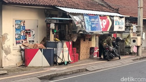 Salah satu warung Madura yang berlokasi di Kelurahan Penatih, Denpasar, Bali, Senin (18/3/2024). (Ni Made Lastri Karsiani Putri-detikBali)