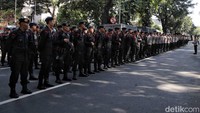 Kabid Humas Polda Metro Jaya Kombes Pol Ade Ary Syam Indradi mengatakan, dari 7783 Personel yang disiagakan akan dibagi di beberapa sektor. Di antaranya sektor MK, sektor Bawaslu RI, dan Sektor Monas.