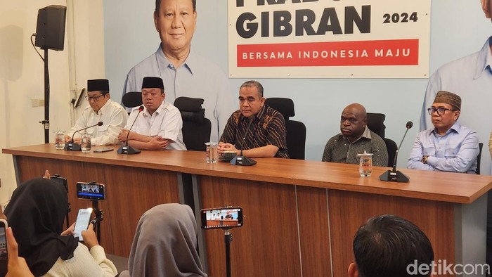 Ahmad Muzani (tengah). (Adrial Akbar/detikcom).