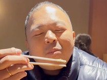 Kata Codeblu Saat Ulasannya Disebut Bikin Warung Steak Kaki Lima Sepi