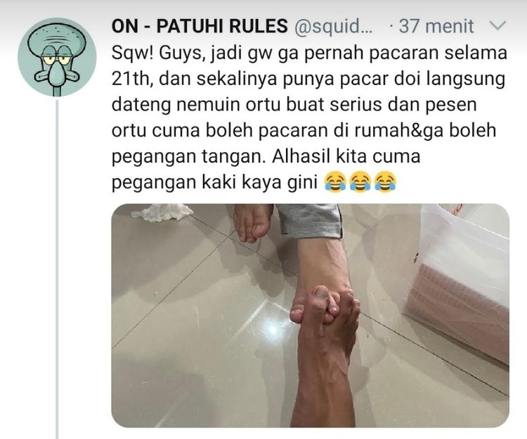 Deretan Kejadian Absurd Orang Indonesia, Mana yang Paling Bikin Ngakak? Kejadian yang dibagikan netizen Indonesia ini benar-benar absurd. Kalau kamu punya cerita yang lebih aneh, boleh banget share di kolom komentar.
