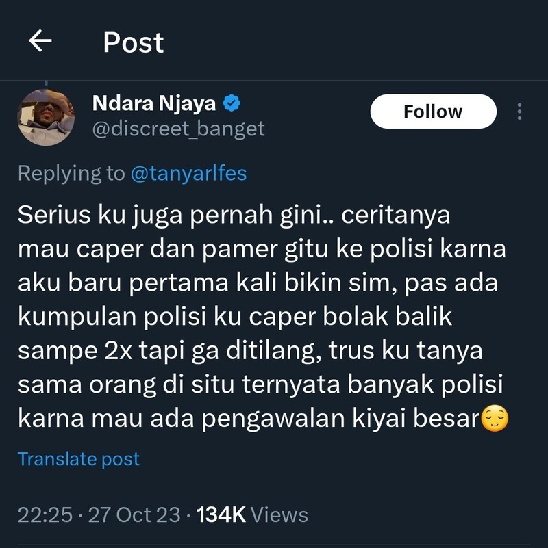 Kejadian yang dibagikan netizen Indonesia ini benar-benar absurd. Kalau kamu punya cerita yang lebih aneh, boleh banget share di kolom komentar.