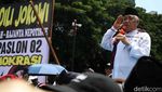Din Syamsudin Berorasi di Tengah Massa Aksi Sidang Putusan Sengketa Pilpres