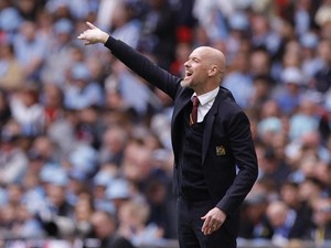Ten Hag Yakin MU Bisa Juara Piala FA, Asalkan...