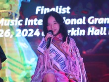 Evolette Alexandra Torehkan Prestasi Memukau di Usia 10 Tahun Evolette Alexandra Torehkan Prestasi Memukau di Usia 10 Tahun