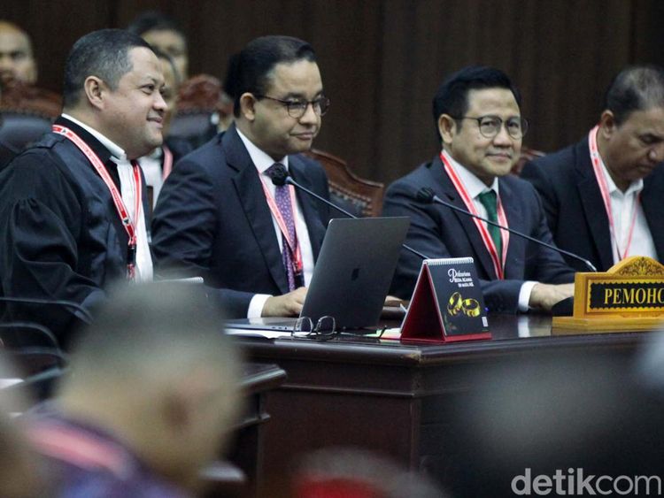 Gugatan Ditolak MK, Begini Ekspresi Anies-Cak Imin