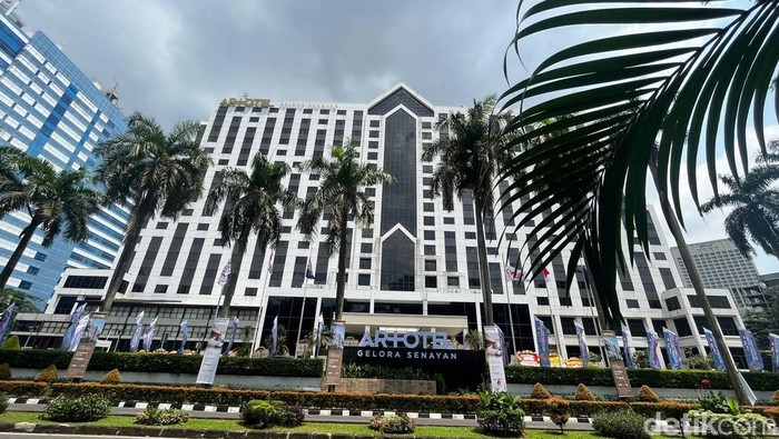 Hotel Atlet Century Park di Senayan berpindah pengelolaan ke Artotel Group dan resmi berubah nama menjadi Artotel Gelora Senayan mulai Senin (22/4/2024).