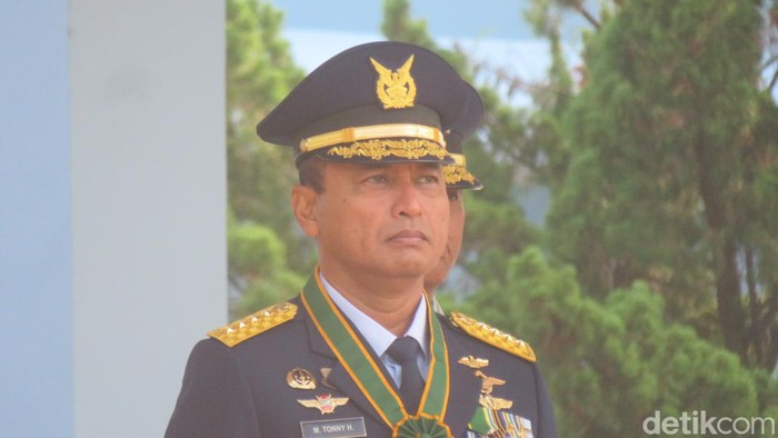 KASAU Marsekal TNI Mohammad Tonny Harjono di Kompleks AAU Yogyakarta, Senin (22/4/2024).