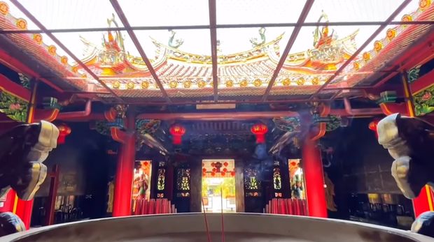 Klenteng Hwie Ing Kiong di Madiun.