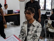 Tampang Pria Pembunuh Mantan Istrinya, Berambut Keemasan-Jenggot Tipis