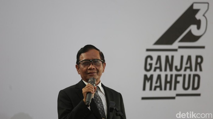 Mahfud MD Nyatakan Selamat Betugas untuk Prabowo-Gibran Mahfud MD Nyatakan Selamat Betugas untuk Prabowo-Gibran