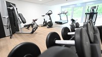 Hotel juga dilengkapi dengan fasilitas fitnes.