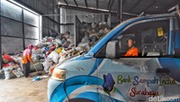 Untuk nasabah sendiri terbagi atas nasabah individu dan nasabah kelompok yang berasal dari bank sampah unit di berbagai wilayah di Surabaya.