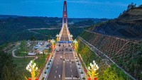 Jembatan ini memiliki ukuran sepanjang 1.260 meter.