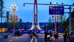 Penampakan Jembatan Sungai Longli di China yang Bakal Dibuka Bulan Depan