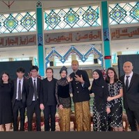 Momen bahagia itu kemudian dirayakan bersama anggota keluarga dan kerabat dekat, yang turut menyaksikan momen bahagia tersebut. Foto: Instagram @andra_photo