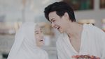 Romantis! Rey Mbayang Makan Malam dan Mancing Ikan Bareng Istri
