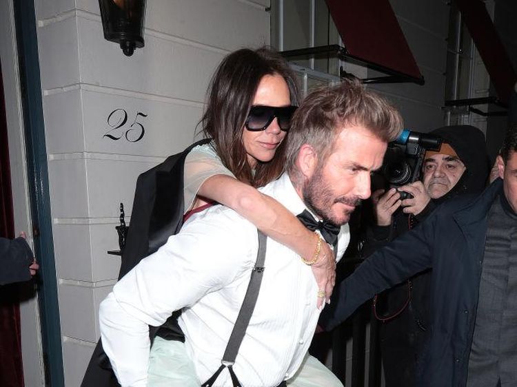 Victoria Akui Pernah Gila Belanja, David Beckham Ketar-ketir