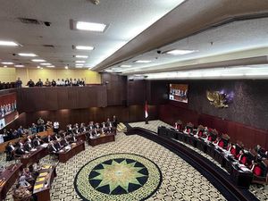 MK Nilai Dalil Anies-Imin soal Jokowi Cawe-cawe Tak Beralasan Hukum