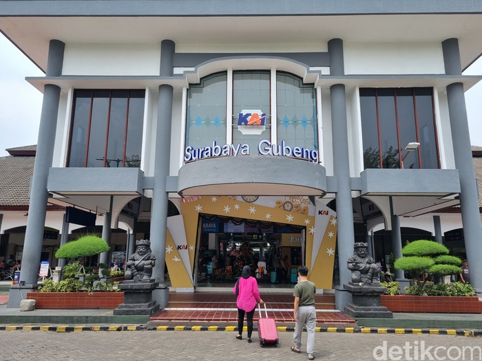 Stasiun Gubeng Surabaya