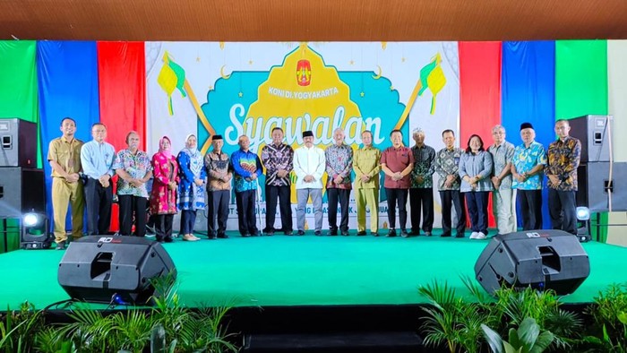Syawalan KONI DIY dengan seluruh anggota Kabupaten/Kota dan Pengda Cabor, Senin (22/4/2024).