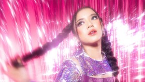 Di lagu itu, Tiara Andini bercerita mengenai dirinya yang kagum sama sosok pria.Foto: Universal Music Indonesia