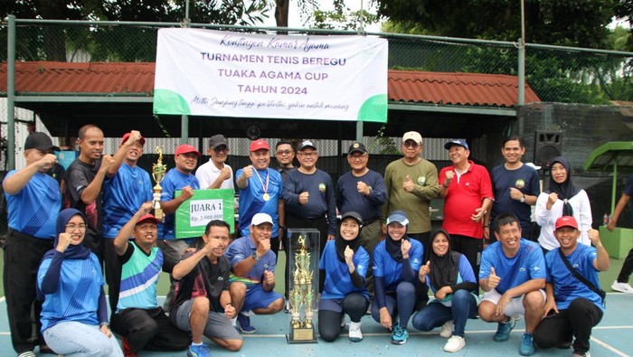 Turnamen tenis Kamar Agama Mahkamah Agung di Lapangan Tenis GOR Soemantri Brodjonegoro, Jakarta Selatan, 20-21 April. Bertajuk Tuaka Agama Cup 2024, turnamen ini digelar menyambut masa purna tugas Ketua Kamar Agama Mahkamah Agung Amran Suadi pada 24 April.