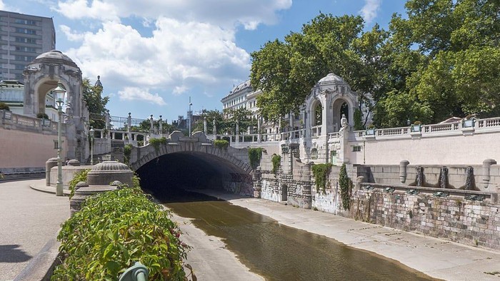 Vienna’s Wienflussportal, Wina, Austria