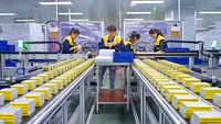Pabrik ini tengah meningkatkan produksi untuk memenuhi pesanan dari luar negeri.