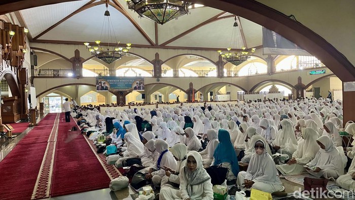 2.517 Jamaah Calon Haji Kota Bandung Berangkat Tahun Ini