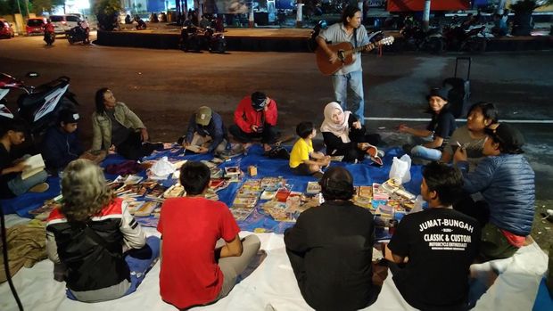 Aktivitas Perpustakaan Jalanan Blora.