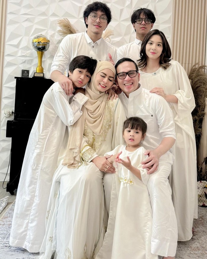 Anak kembar Fadli Akhmad Anak kembar Fadli Akhmad