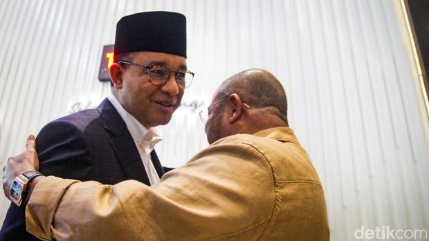 Anies Baswedan dan Muhaimin Iskandar (Cak Imin) sowan ke kantor DPP PKS, Jakarta usai putusan MK. Mereka menyampaikan terima kasih atas dukungannya selama Pilpres 2024.