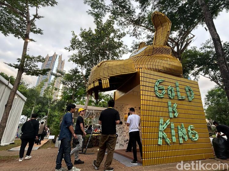 Nyeni Banget! Jalan-jalan ke Art Jakarta Gardens