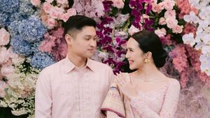 10 Inspirasi Kebaya Lamaran Artis 2024 yang Cantik Elegan