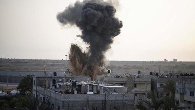 Detik-detik Rudal Israel Hantam Rafah dan Sebabkan Lubang Besar