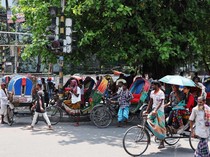 Potret Warga Bangladesh yang Tetap Bekerja Meski Dihantam Suhu Ekstrem